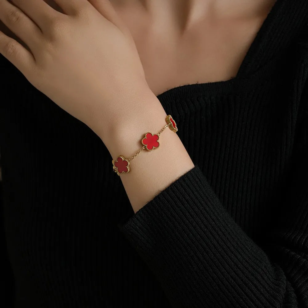 LUCK BLOOM | Four-Leaf Clover Bracelet in 18K Gold-Plated Stainless Steel